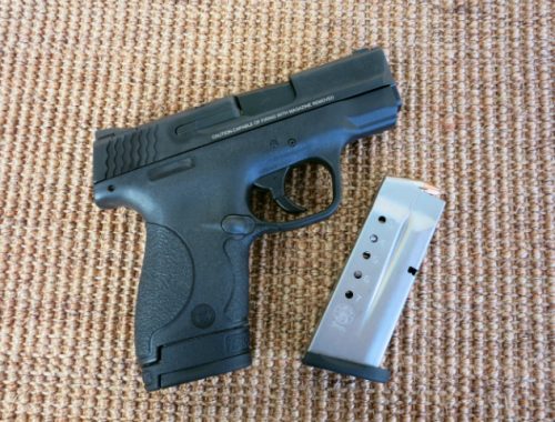 Smith & Wesson Shield 9mm with Magazine